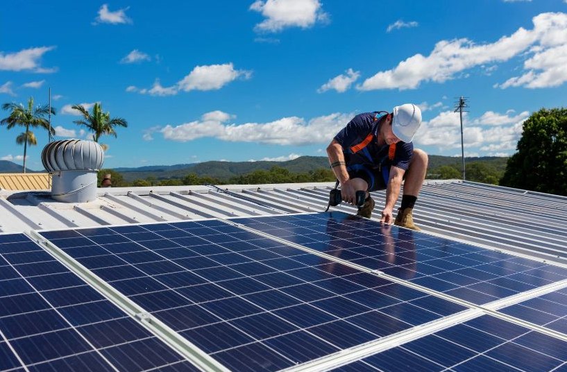 5 razones por las que deberías instalar placas solares en tu hogar o negocio 